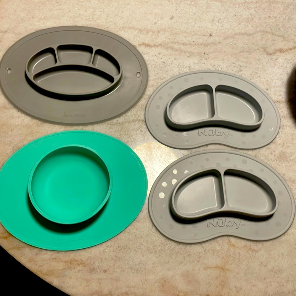 Silicone plate / bowl set of 4 - Nuby and Upward Baby Brand